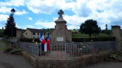 Sarry, Monument aux Morts