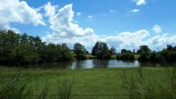 Stade de Semur en Brionnais, étang de la Fay