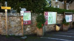 Saint Christophe en Brionnais panneau des circuits de marche et balisage VTT N° 23 Bleu