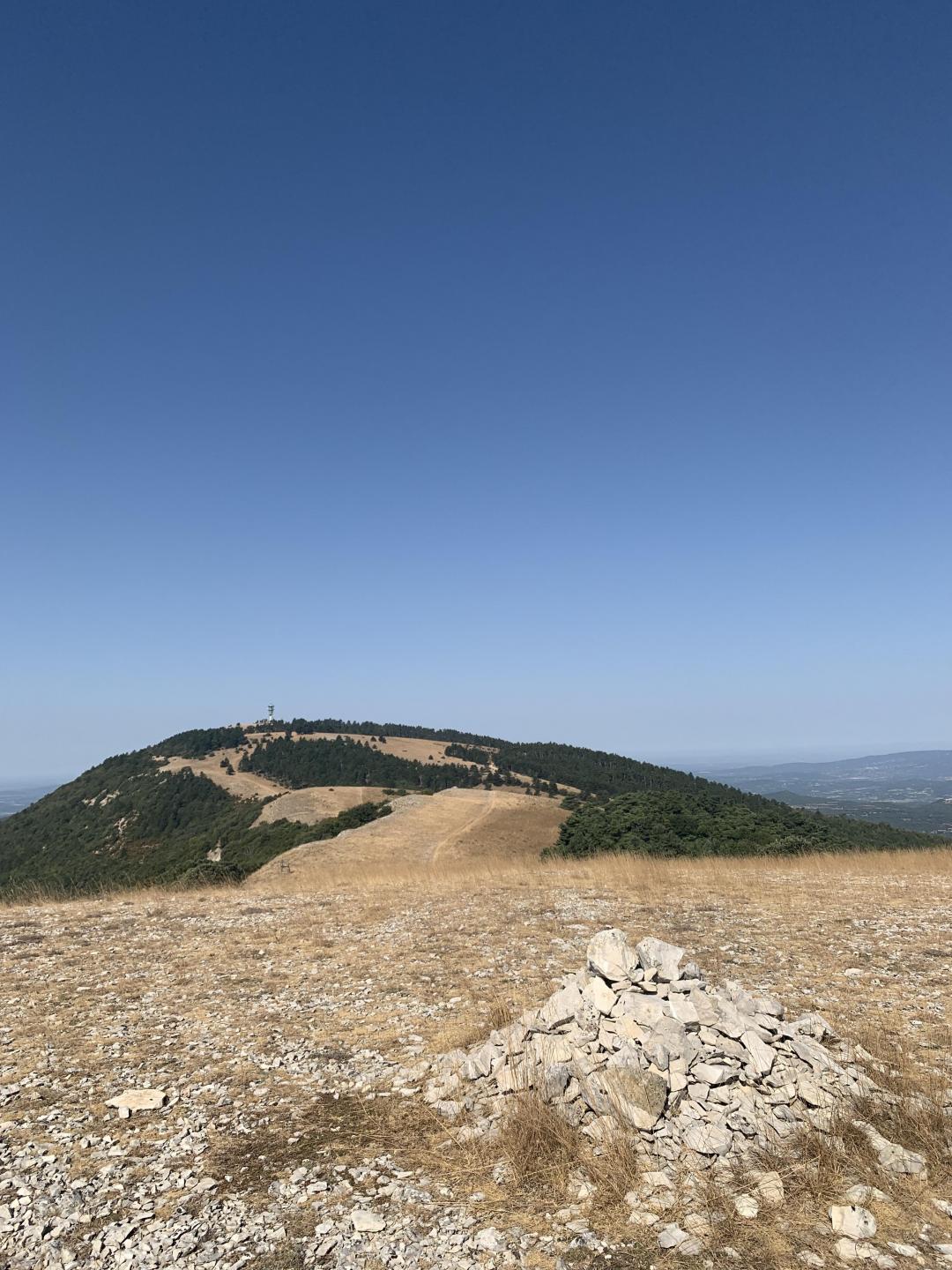 Vitrolles-en-Luberon - Auribeau - Mourre Nègre
