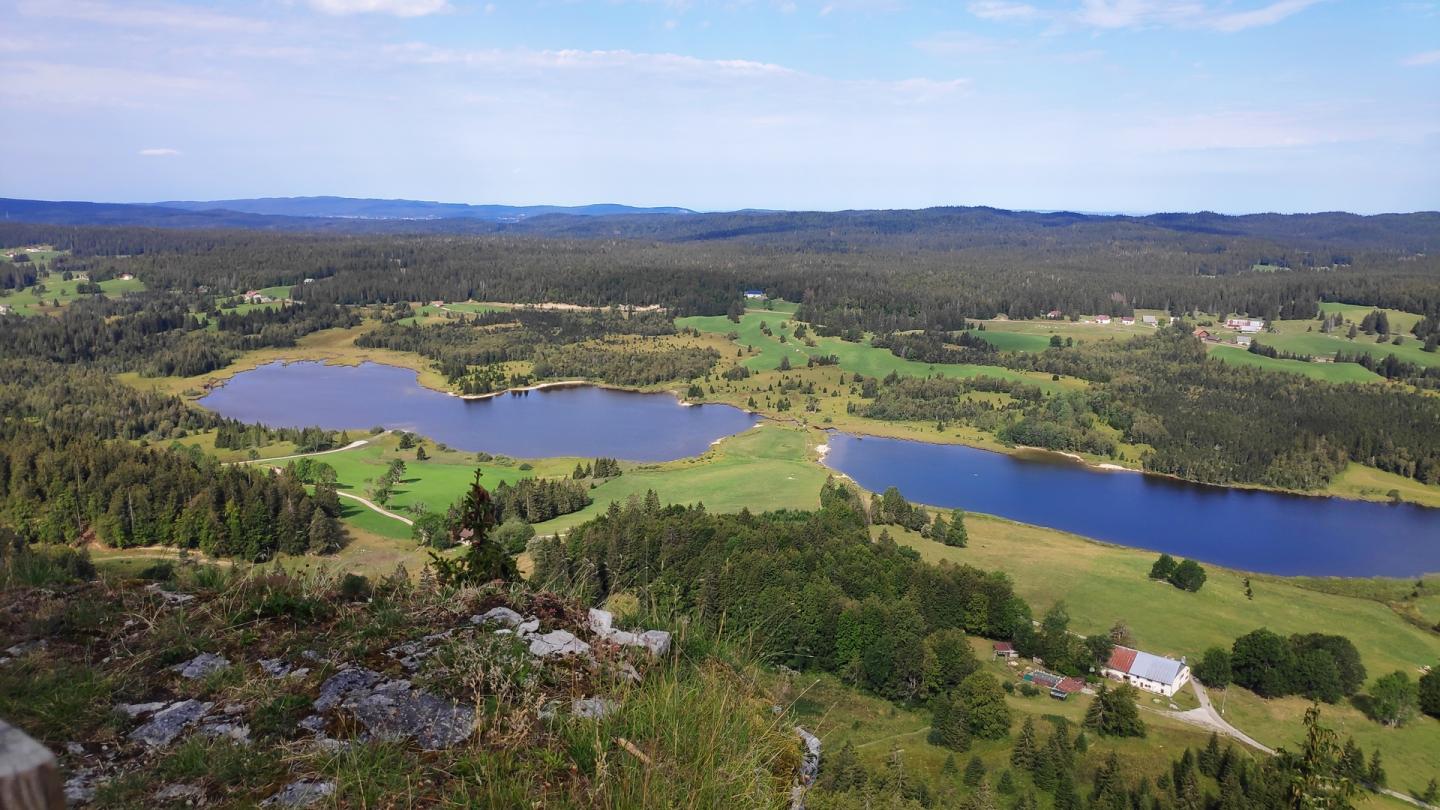 Tour du Risoux et lac de Bellefontaine