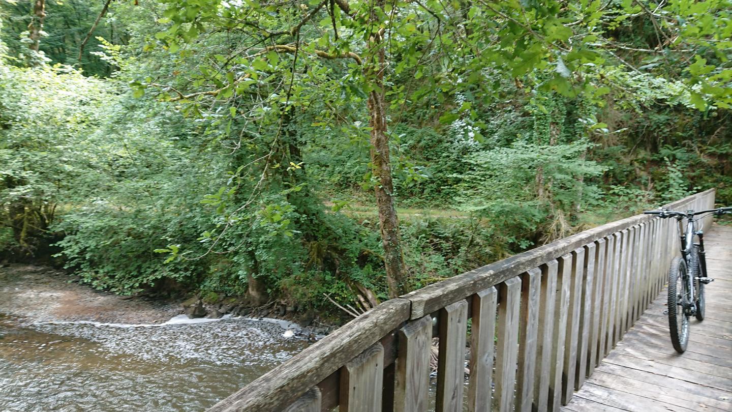 Autour de Saint-Mesmin (Circuit "Naturellement Périgord" N° 14)