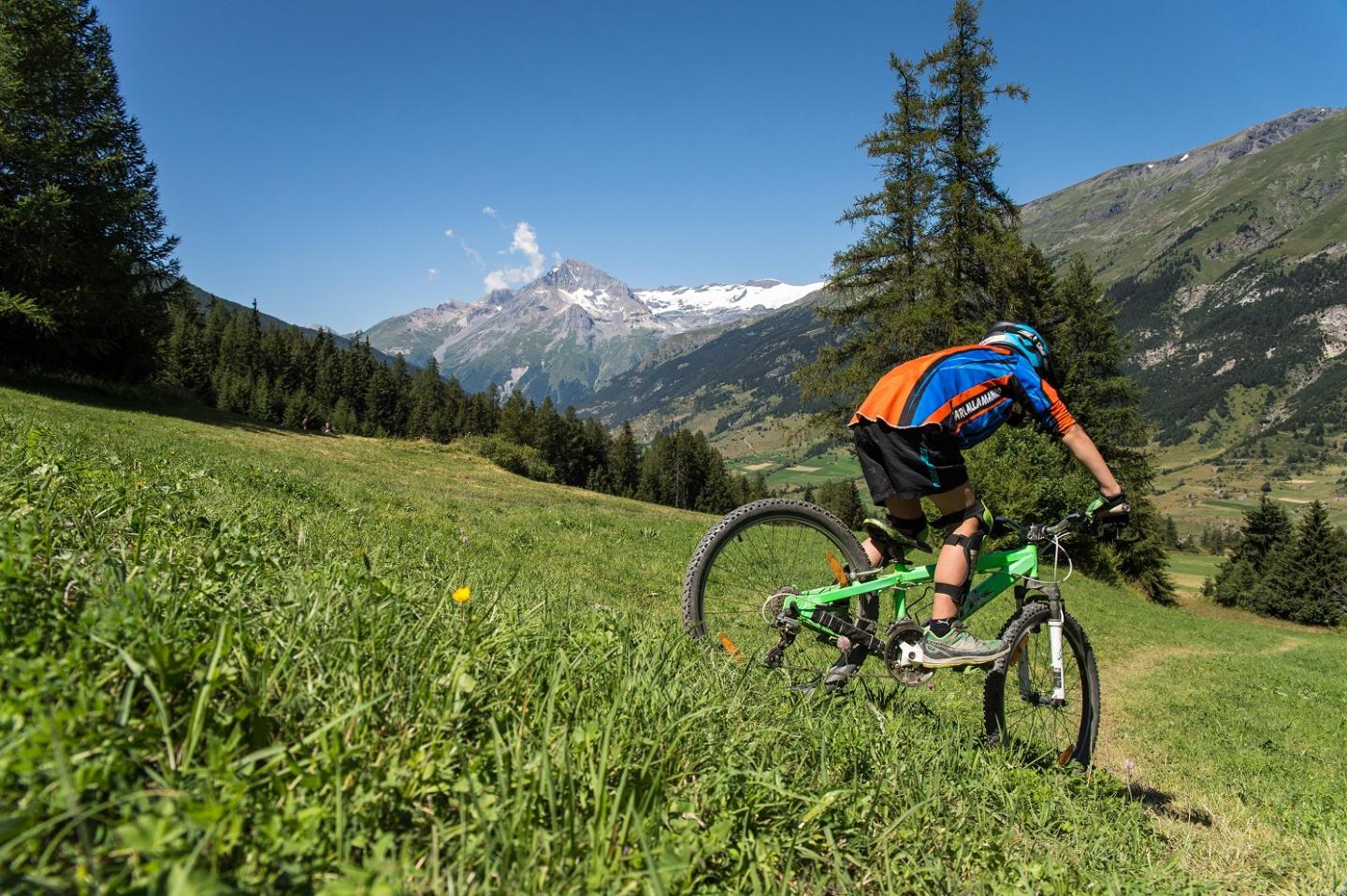 Espace R Bikes Haute-Maurienne - Vanoise XC - Les champs