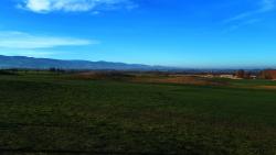 Golf de Champlong et vue sur les Monts de la Madeleine
