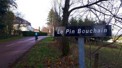 Hameau, le Pin Bouchain
