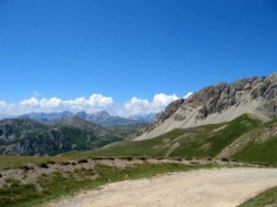 Route qui monte au fort