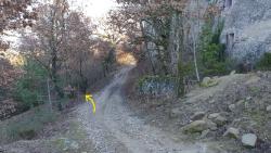Chemin de l'Hostal (prendre le sentier à gauche)