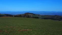 Carrefour Croix de La Loge, vues sur le Roannais, le Beaujolais et le Mont Blanc