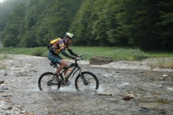 Etape 3 : Passage à gué au niveau du lac d'Anglus, au pied du col du Somport