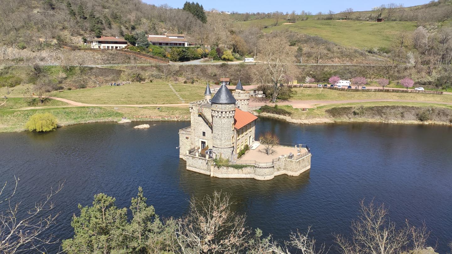 Balbigny - Château de la Roche