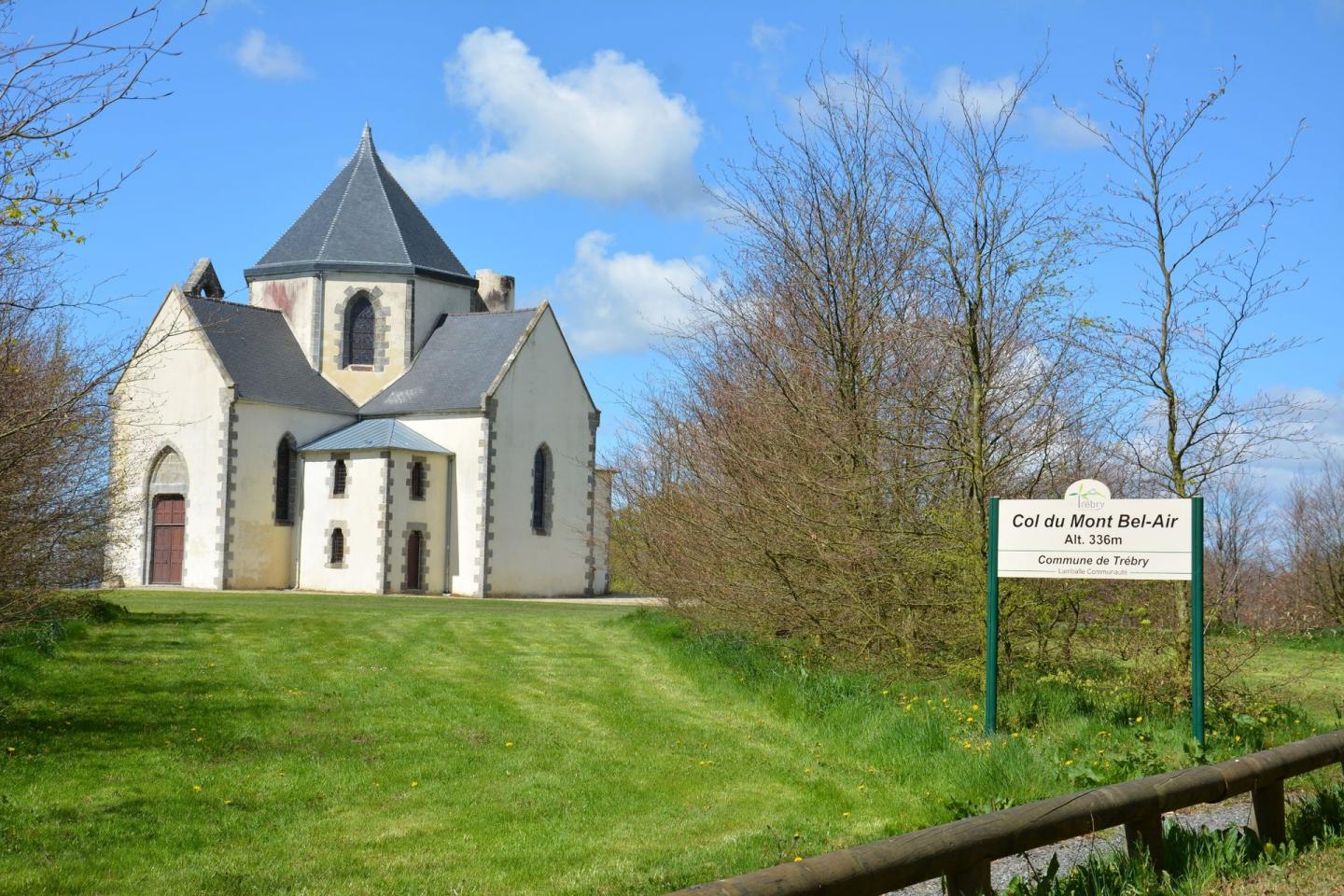 De Moncontour au sommet des Côtes-d'Armor