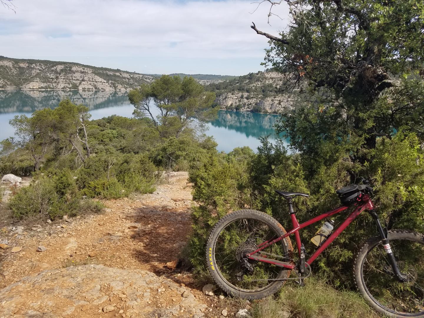 Belle sortie vers le lac d'Esparon