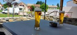 Chapdes-Beaufort (63230), Auberge du Village, une bonne binouze