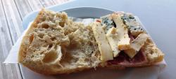 Chapdes-Beaufort (63230), Auberge du Village, un délicieux sandwich