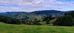 Vue sur le village de Cublize (69550)