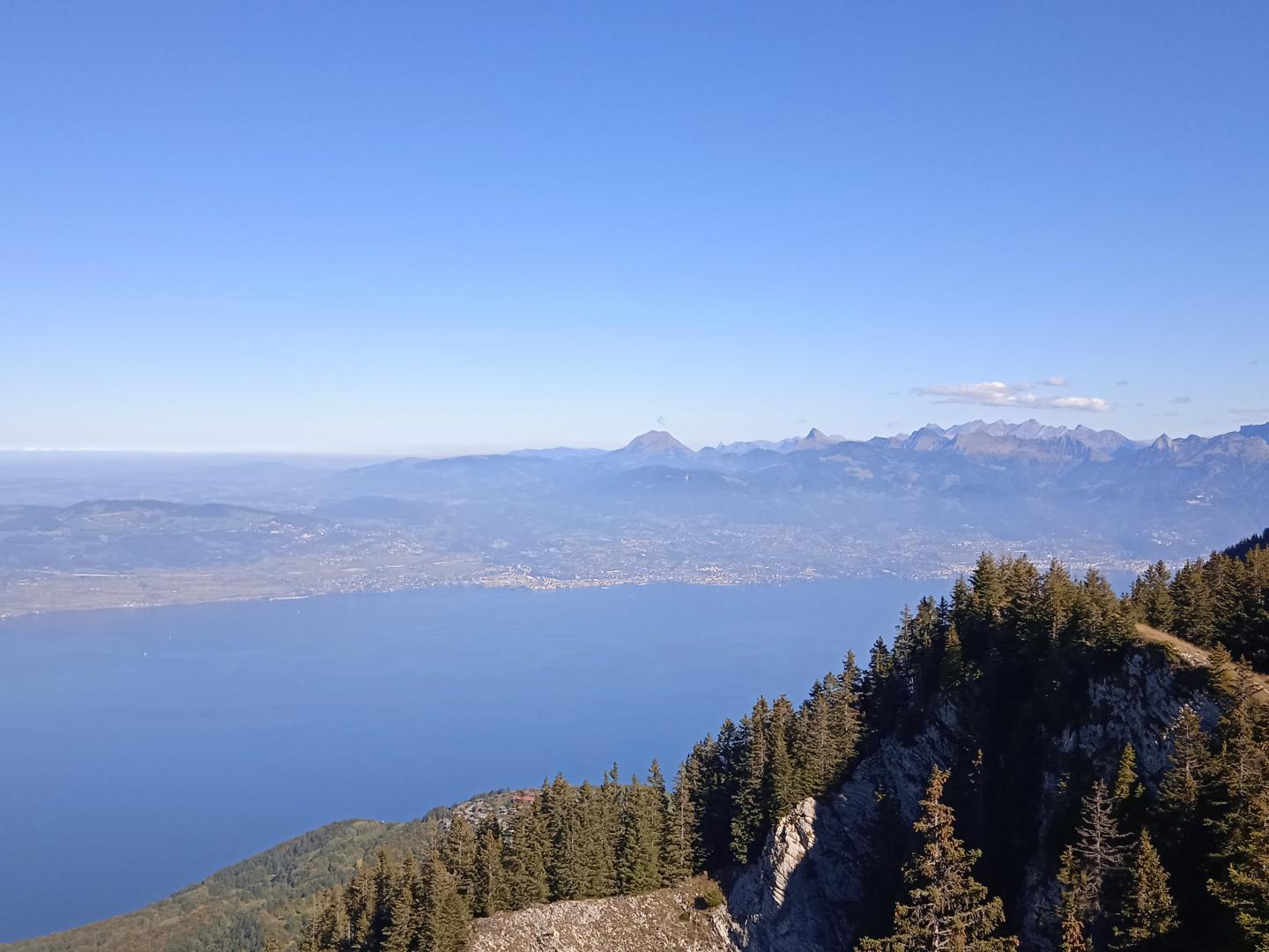 Tour des Mémises et du Mont Baron