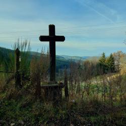 Croix proche de la chapelle Dumas