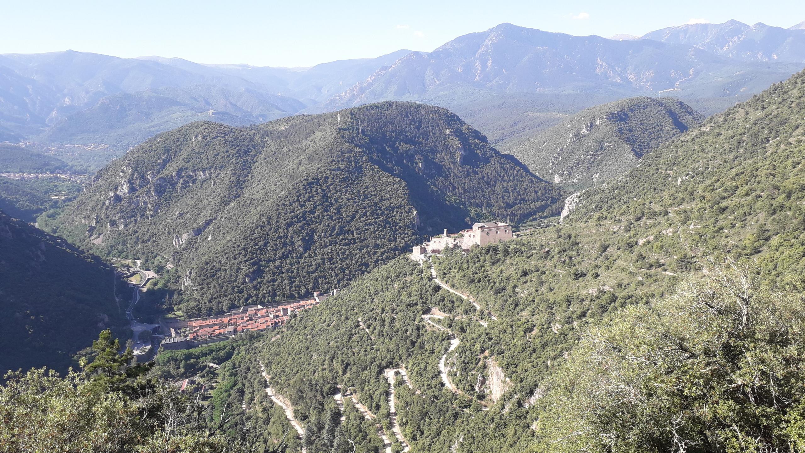 La carrière de marbre rouge de Roca Fumada