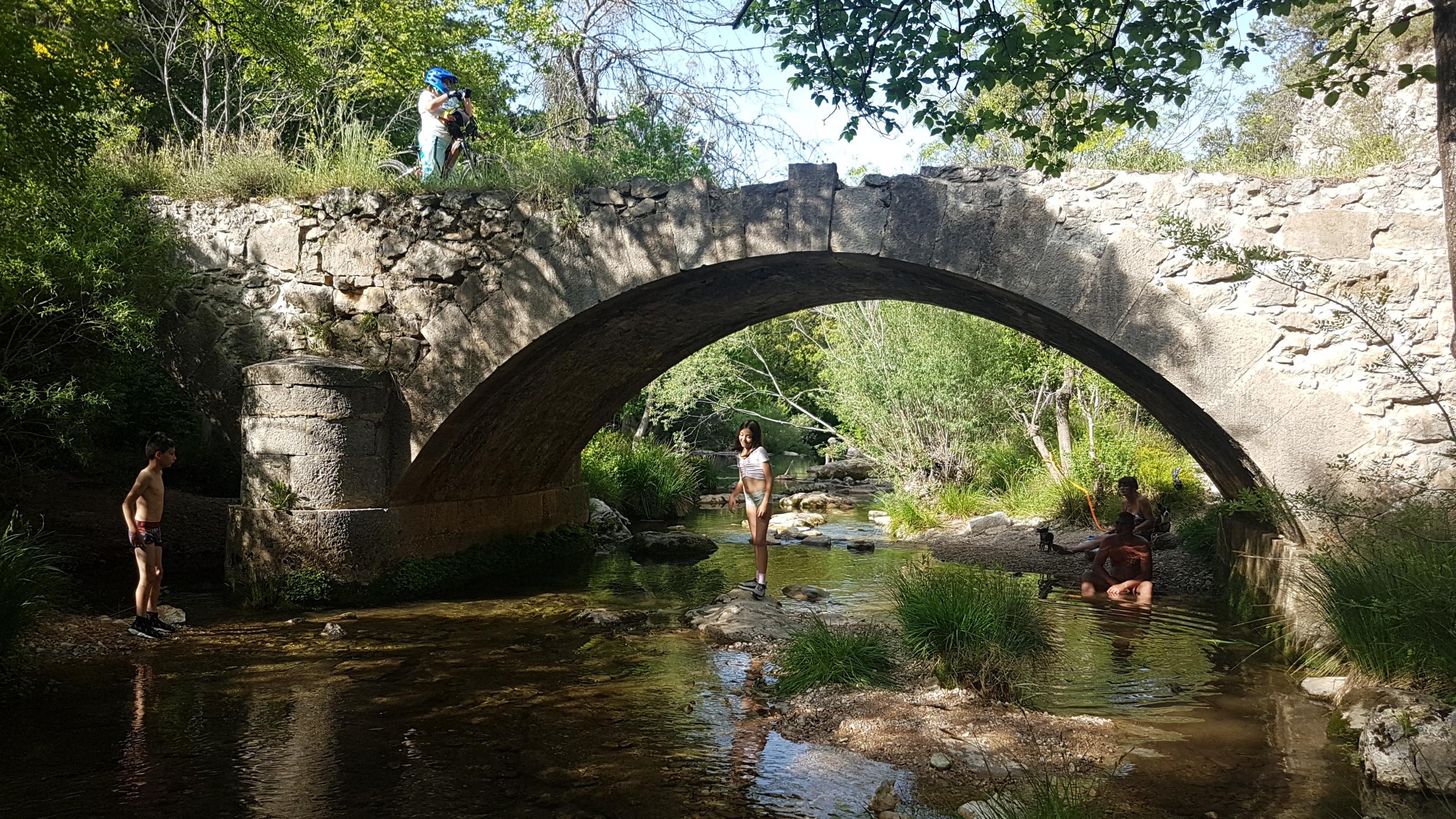 Rougiers - Tourves - Gorges du Caramy - Rougiers