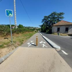 Piste cyclable entre Renaison et Saint André d'Apchon