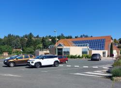 Renaison,parking salle ERA