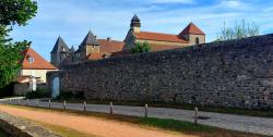 Chantelle, l'abbaye Saint Vincent