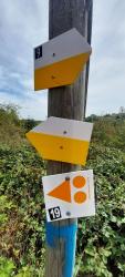 Carrefour de La Gay, circuit VTT-FFC N° 19 Noir (départ de la plage du Lac de Villerest)
