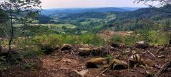 Vue sur le relief avant La Croix des Seignolles