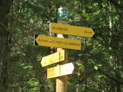 135.Yvoy-le-Marron.Balisage.GR de Pays.