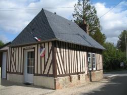355.Le Planquay.(27).La Chapelle-Hareng.Rte de Marolles.La mairie.