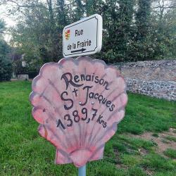 Renaison sur le GR 765 Nord de St Jacques de Compostelle