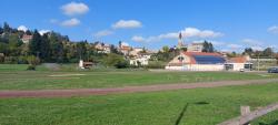 Vue sur le village de Renaison