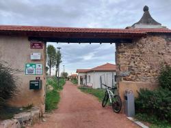 Villemontais, Allée du Cèdre