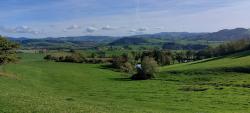 Vue sur les Monts du Beaujolais Vert