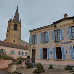 La Bénisson Dieu, mairie et abbaye
