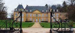 Château de Vougy, faire un petit aller-retour sur la route pour le voir
