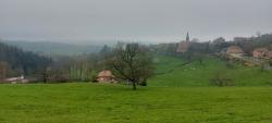 Vue sur Arcinges (hors circuit)
