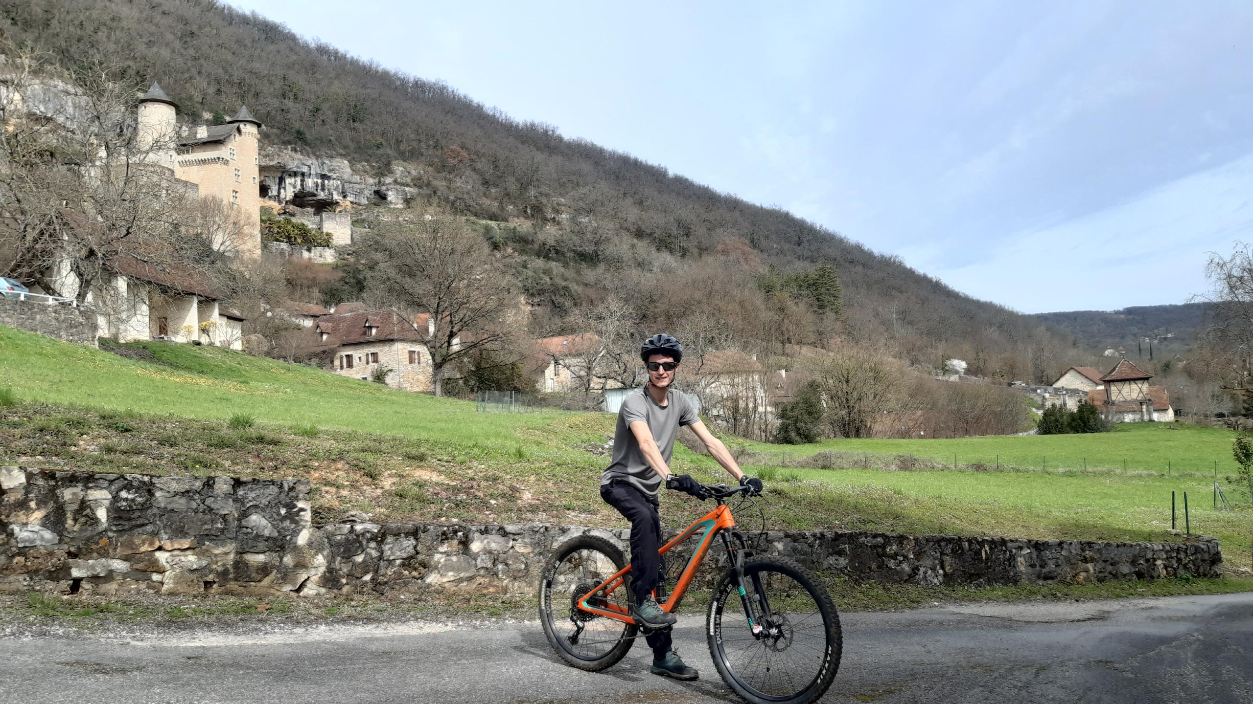 Tour des causses depuis Larroque-Toirac