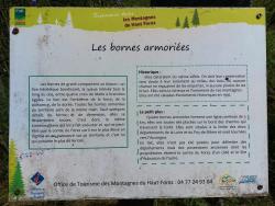 Les bornes armoriées