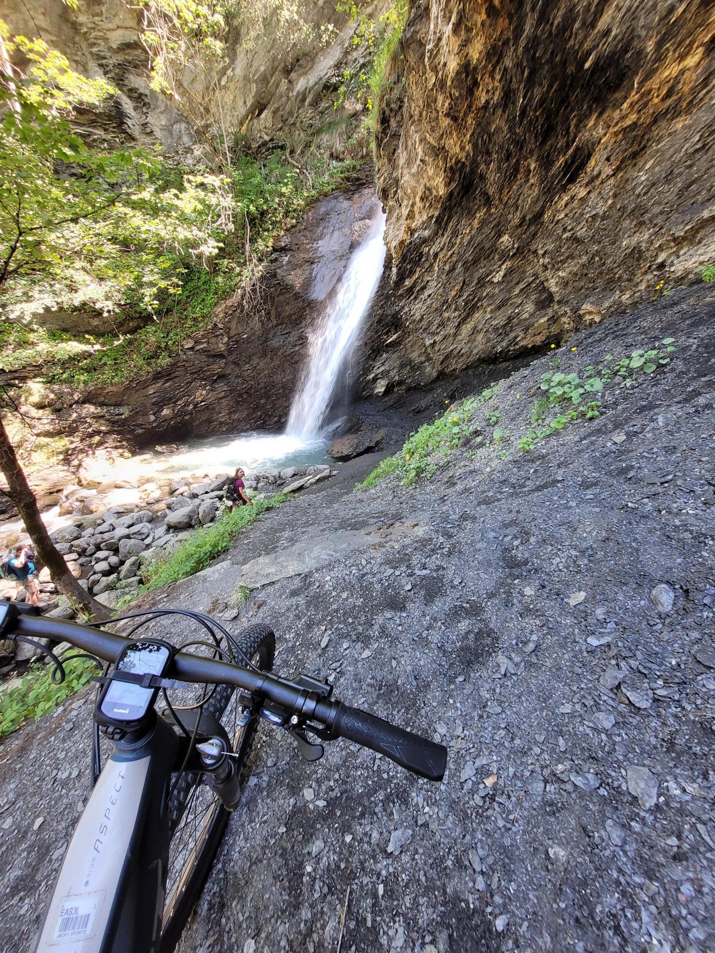 Vallouise - Pousterle - Lac des Hermes - Cascade de la Pissette