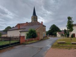 Chenay le Châtel, l'église