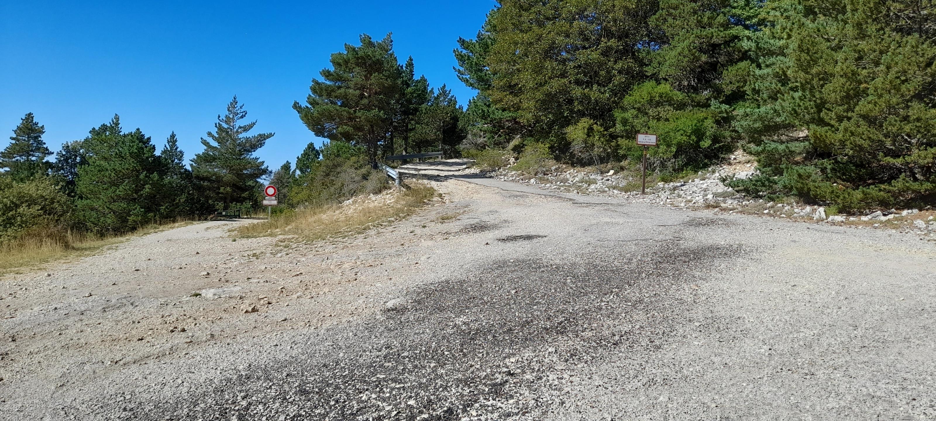 Bédoin - Gravier Blanc - Face nord du Ventoux - Combes de la Fiole et d'Ansis