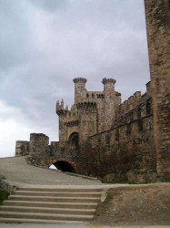 La citadelle de Ponferrada : château des templiers, remparts
