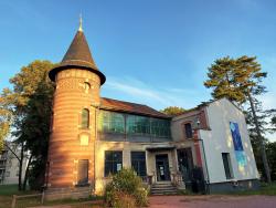 Château du Rozier (traversée du parc au départ)