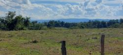 Vue sur les Monts de la Madeleine