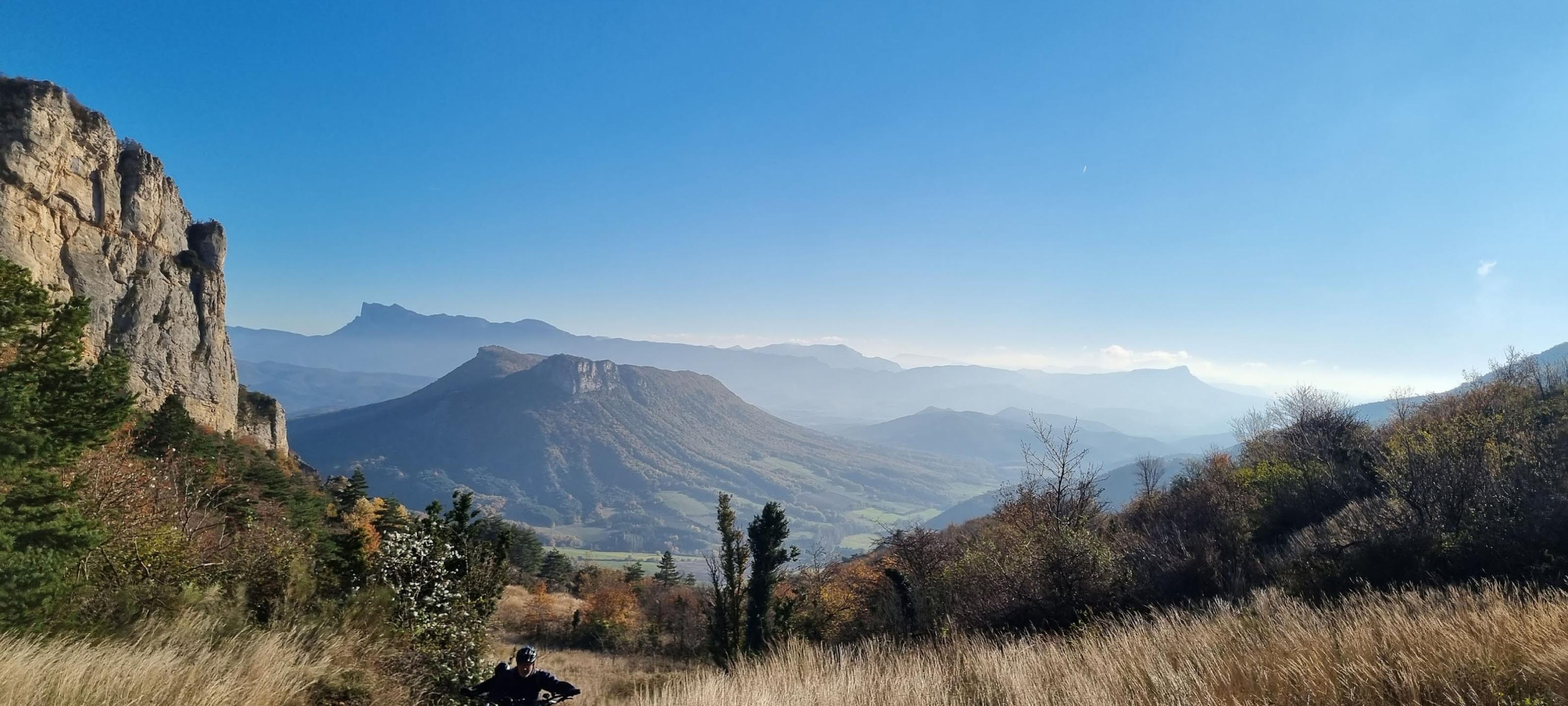 Petit tour de la montagne de la Raye