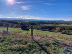 Paysage avec vue sur les Monts du Forez