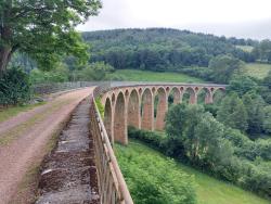 Juré, passage sur le viaduc