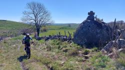 Sur le GRP, Croix de Granit