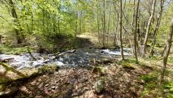 Traversée de ruisseau à gué